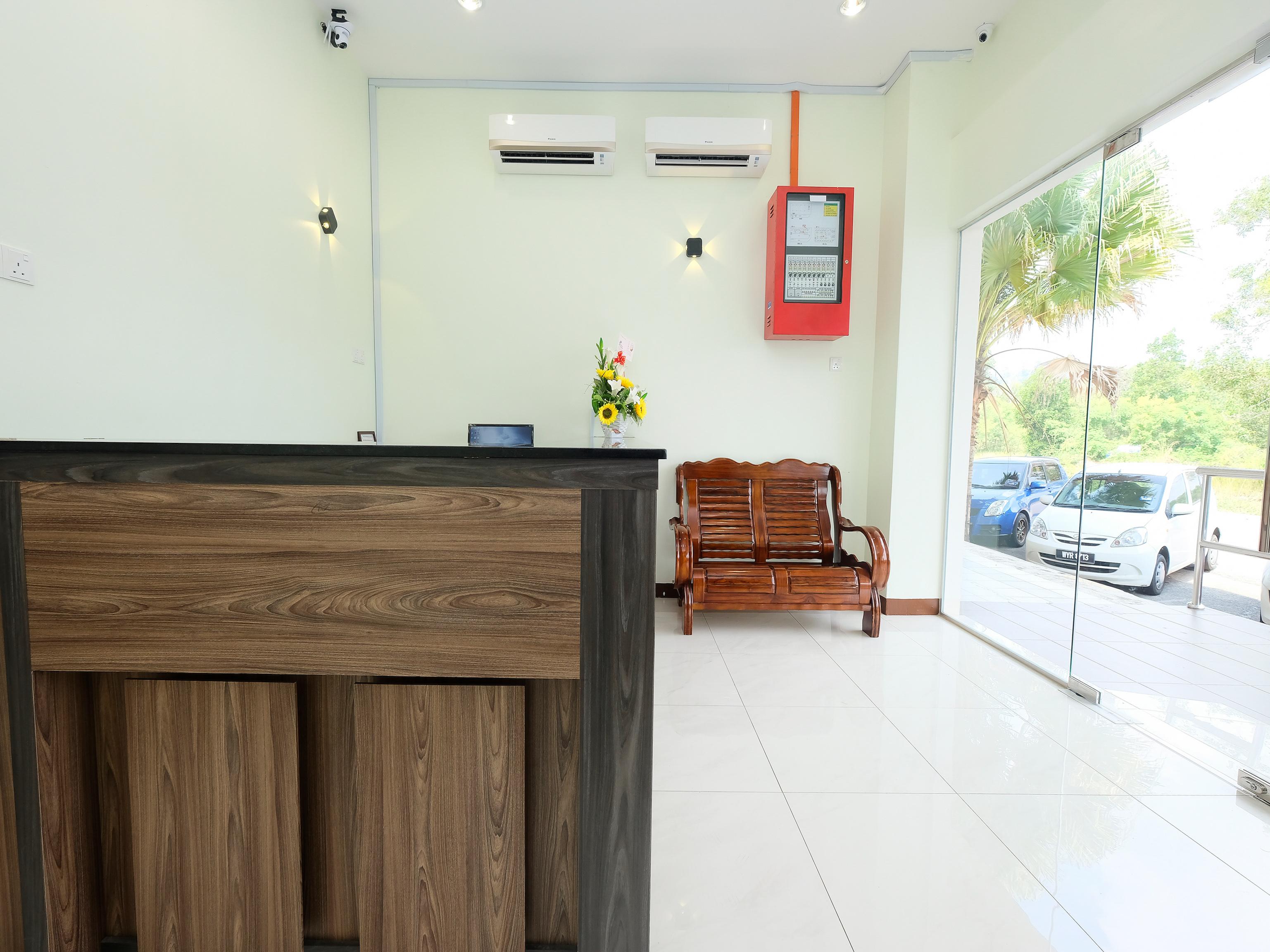 Oyo43935曼卡林酒店 关丹 外观 照片