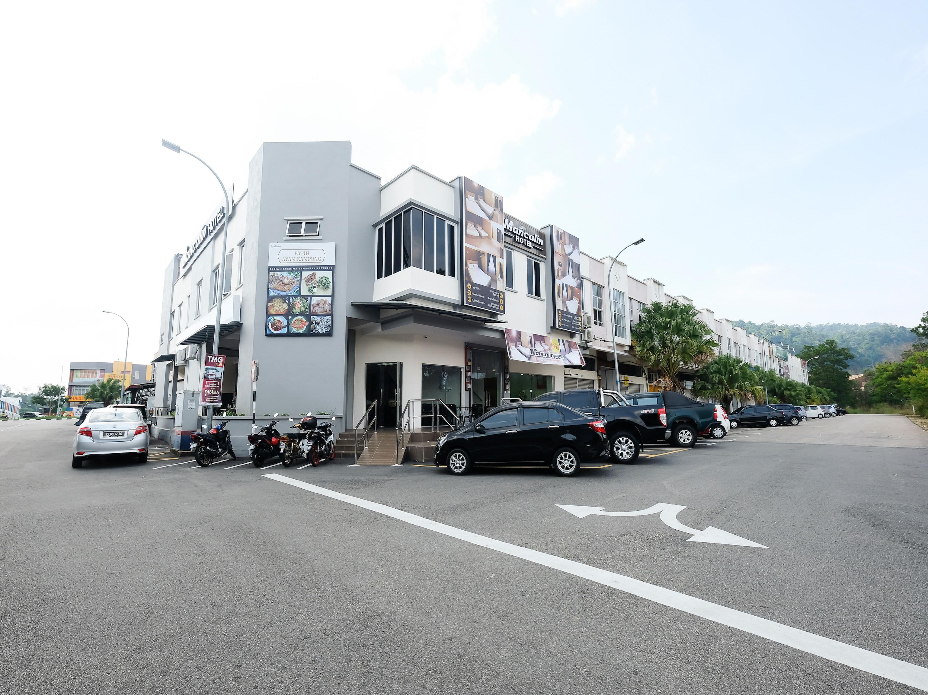 Oyo43935曼卡林酒店 关丹 外观 照片